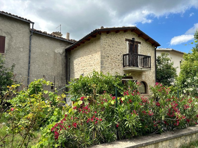 House in Caramanico Terme