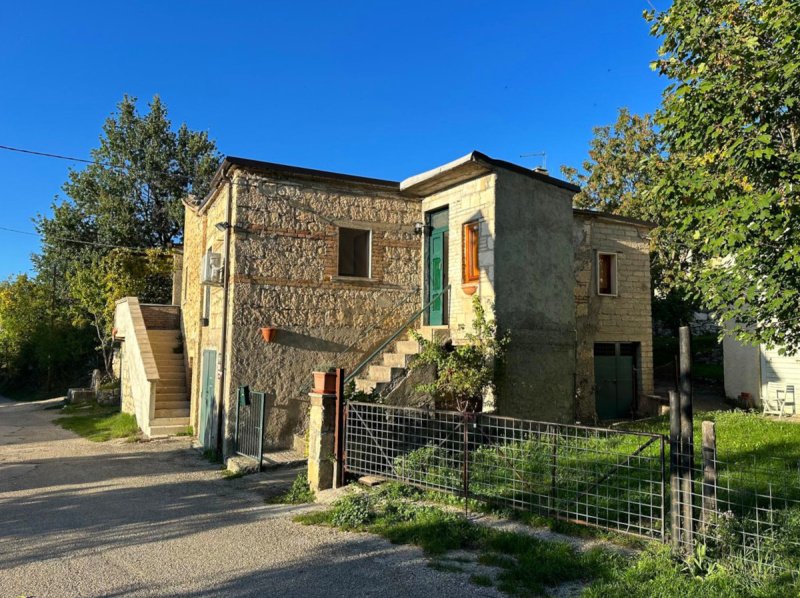 Casa a Roccamorice