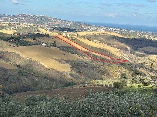 Terreno agricolo a Atri