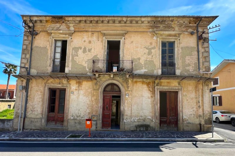 Palácio em Torre de' Passeri