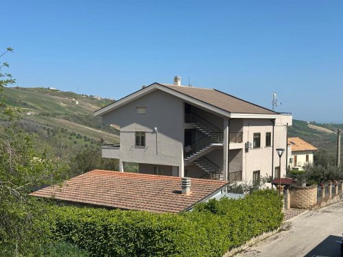 Независимая квартира в Атри