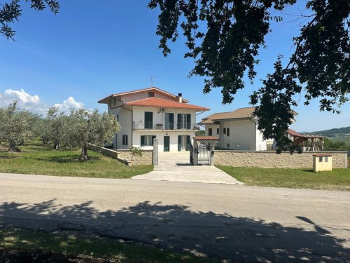 Apartment in Tocco da Casauria