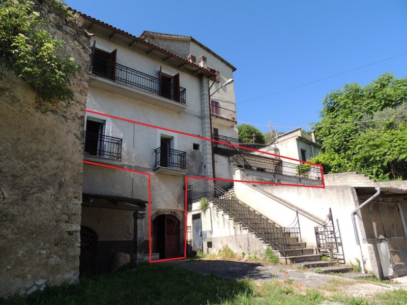 Appartement à Capestrano