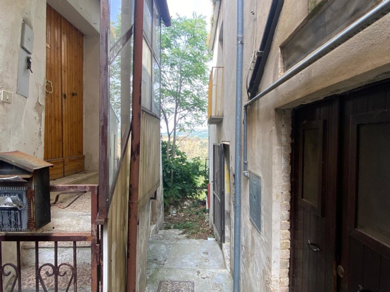 卡绍里亚堡独栋房屋