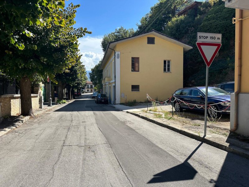 圣瓦伦蒂诺-因阿布鲁佐奇泰廖雷公寓