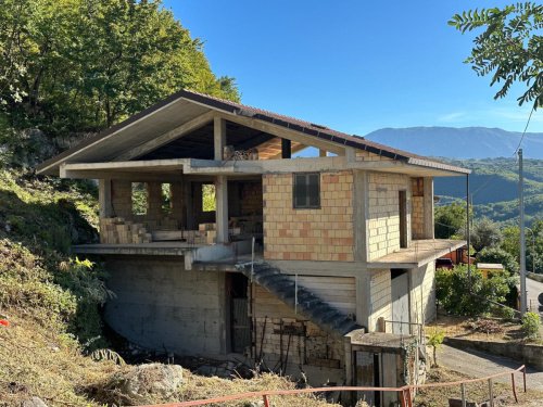 莱托马诺佩洛独栋房屋