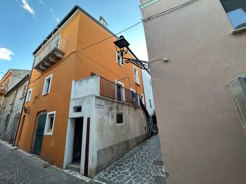 Casa independiente en Torre de' Passeri