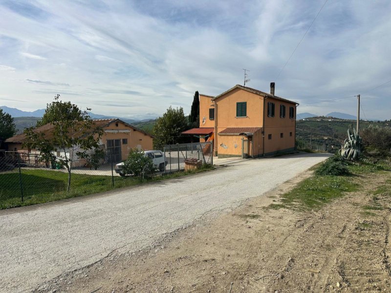 Особняк в Атри