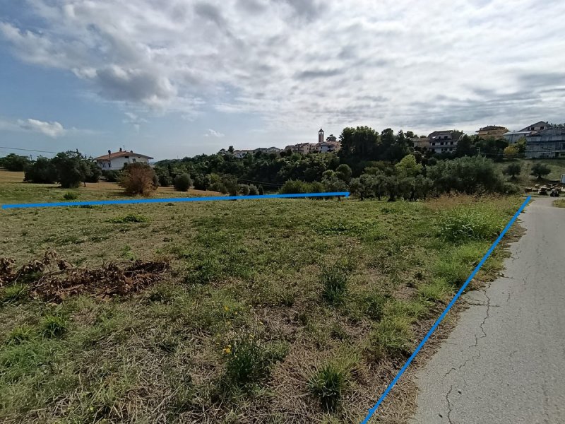 Terreno edificable en Torrevecchia Teatina