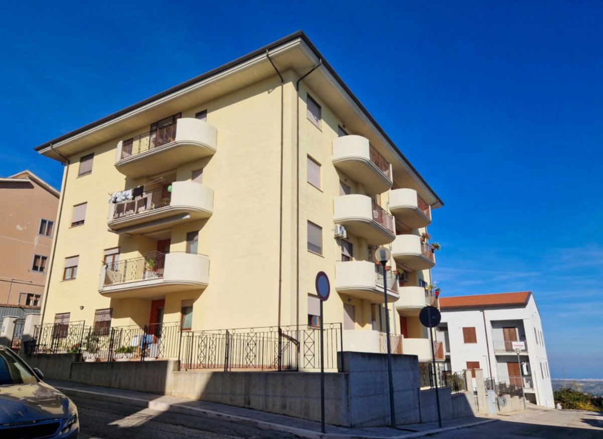 2 bedrooms apartment, 75 m² Guglionesi, Campobasso (province) photo 2