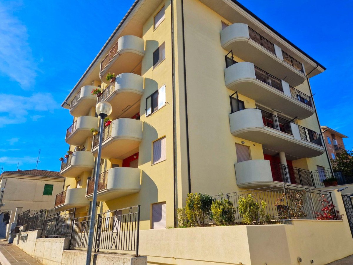 2 bedrooms apartment, 75 m² Guglionesi, Campobasso (province) photo 4