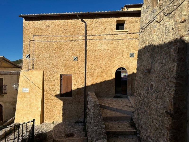 Basement in Santo Stefano di Sessanio