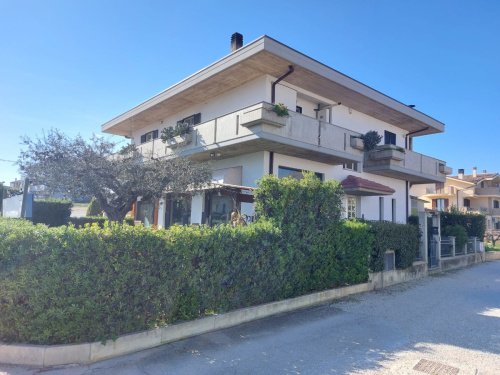 Apartamento em Silvi