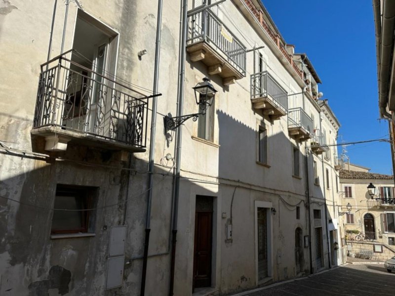 Einfamilienhaus in San Valentino in Abruzzo Citeriore