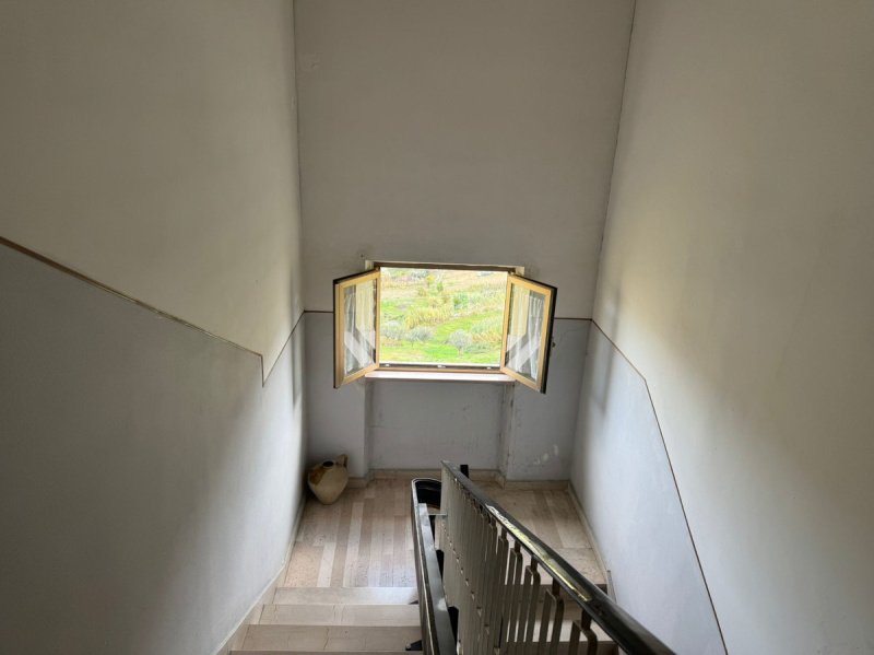 Lägenhet i San Valentino in Abruzzo Citeriore