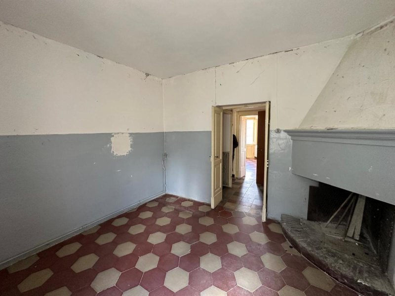 Teto/Chão em San Valentino in Abruzzo Citeriore