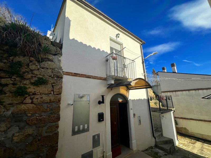 Top-to-bottom house in Castiglione a Casauria