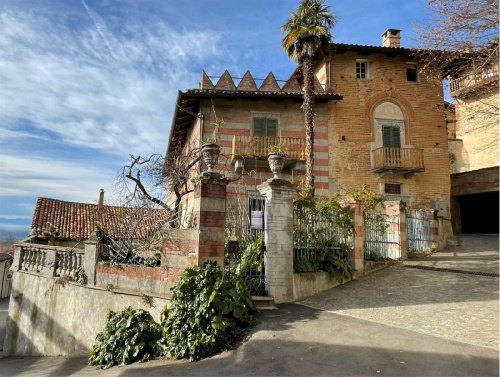 Casa independiente en Pino d'Asti