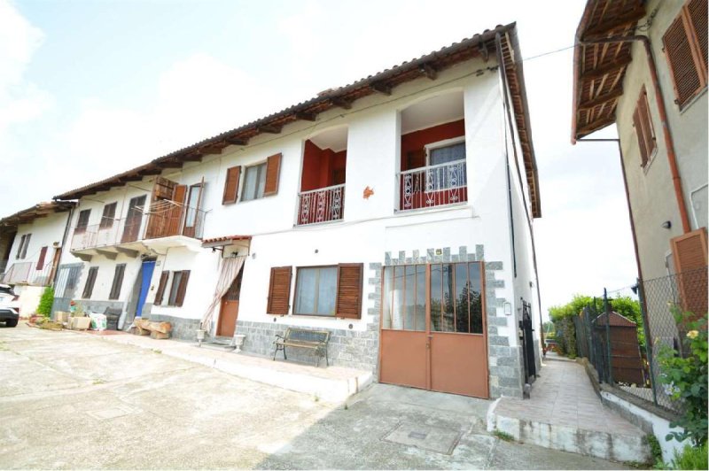 Semi-detached house in Piea