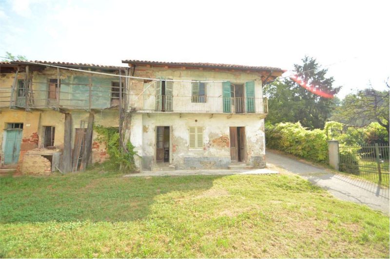 House in Castelnuovo Don Bosco