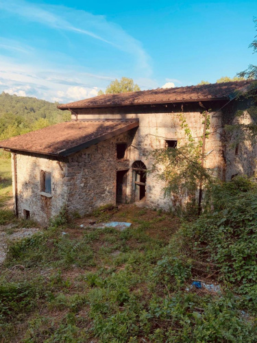 Huis op het platteland in Tresana