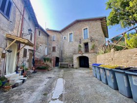 Semi-detached house in Perugia