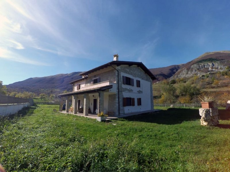 Casa en Sant'Eufemia a Maiella