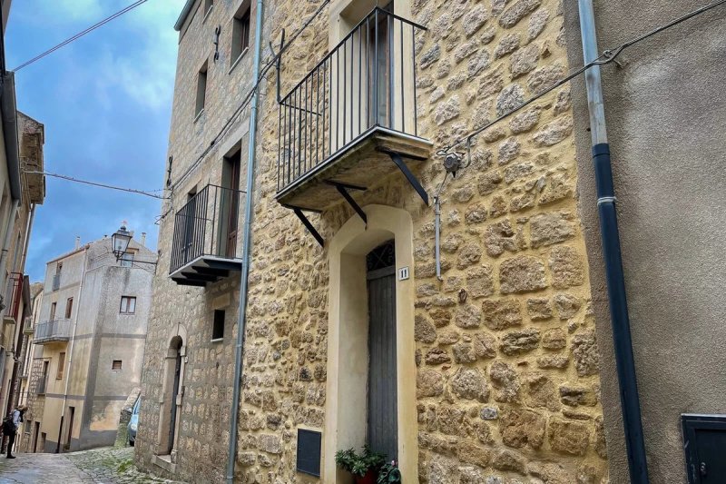 Casa independente em Gangi