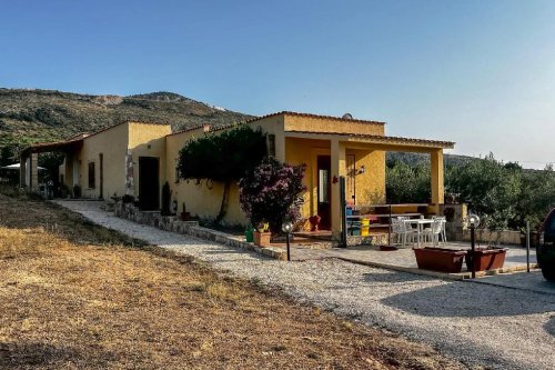 Особняк в Кустоначи