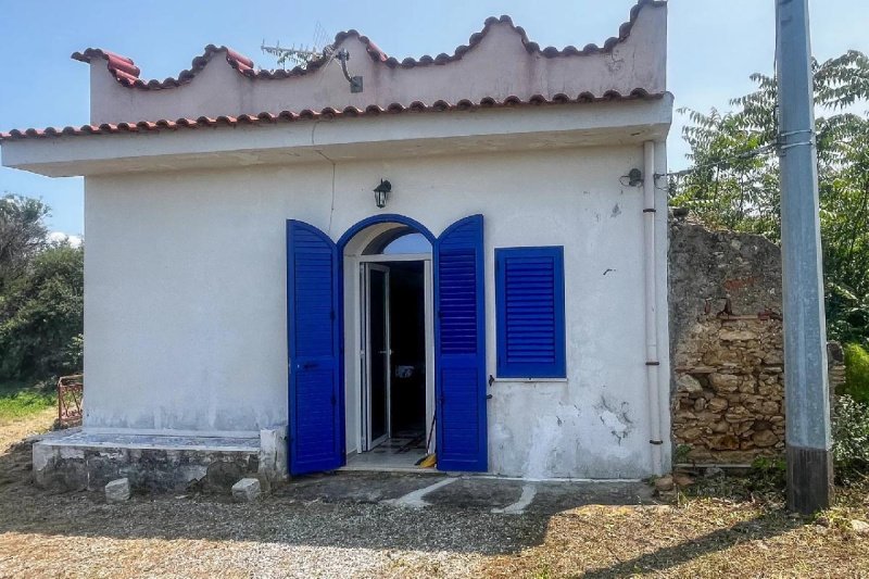 Особняк в Фурнари