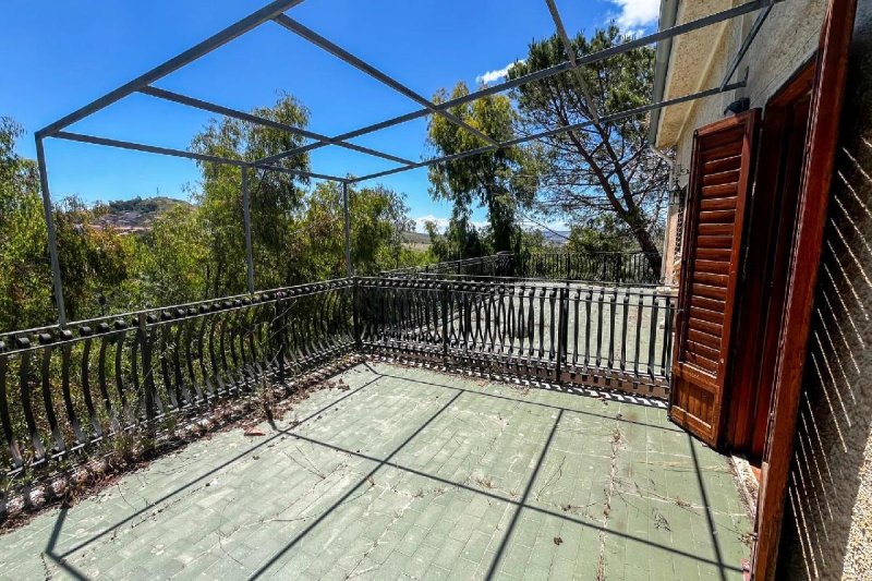 卡斯特拉纳锡库拉独栋房屋