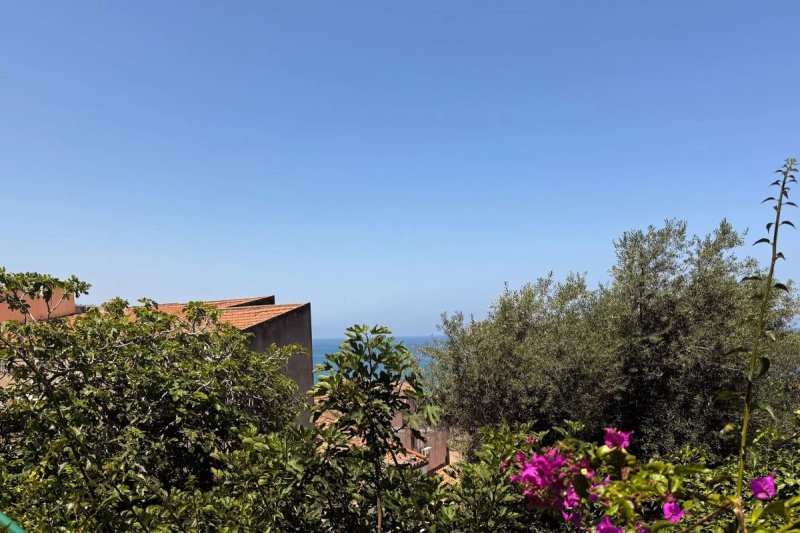 Casa indipendente a Cefalù