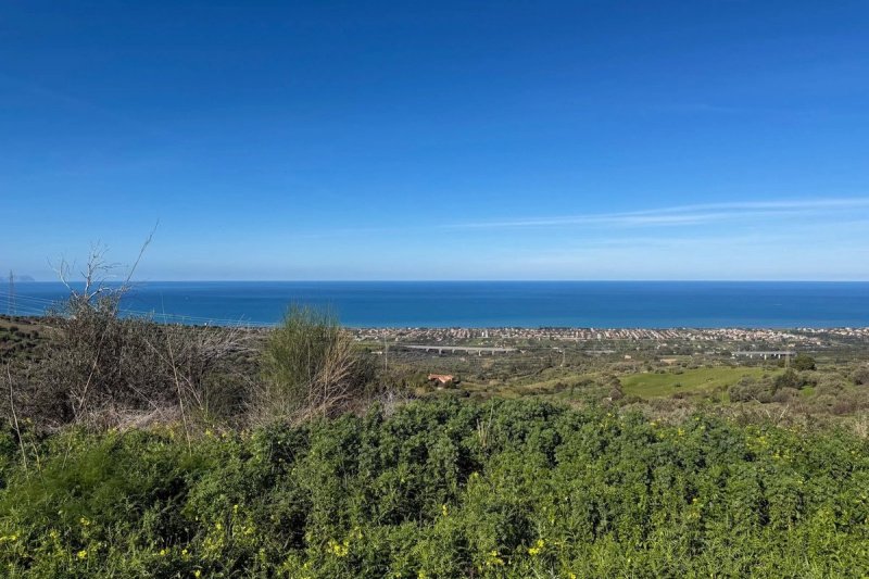 Moradia em Collesano