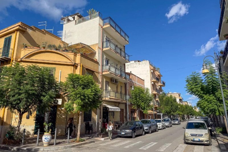 Apartment in Santa Flavia