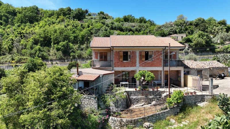 Apartamento en Sant'Agata di Militello