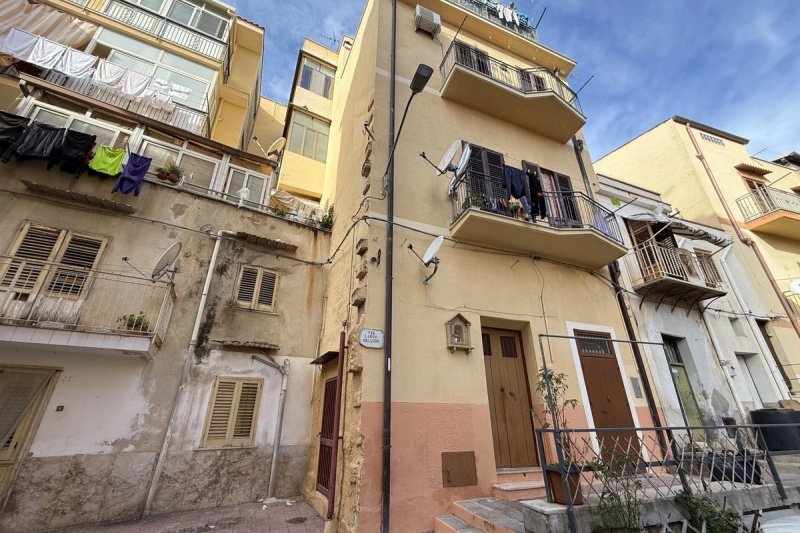 Apartment in Santa Flavia