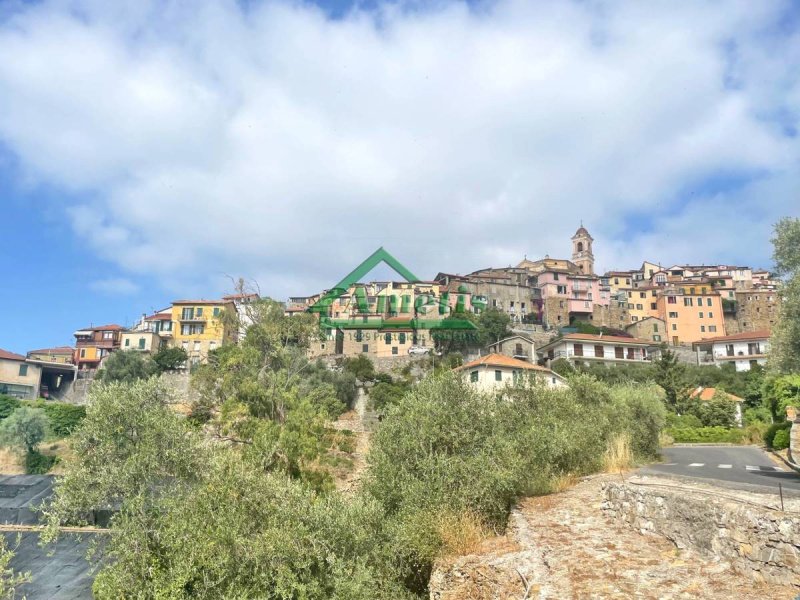 Appartamento a Pietrabruna