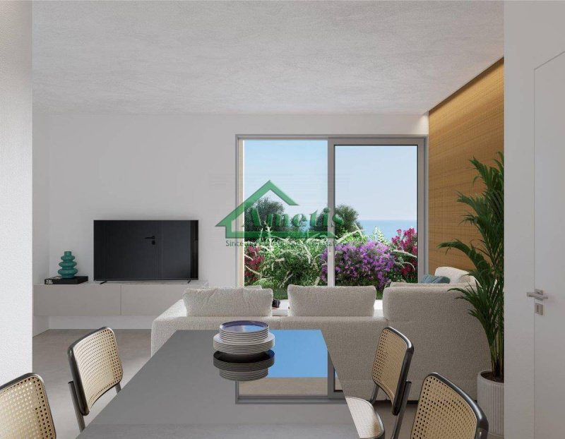 Apartment in Santo Stefano al Mare