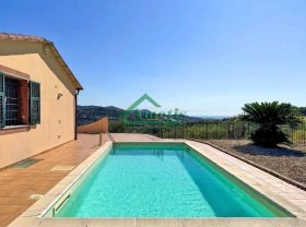 Villa in Imperia