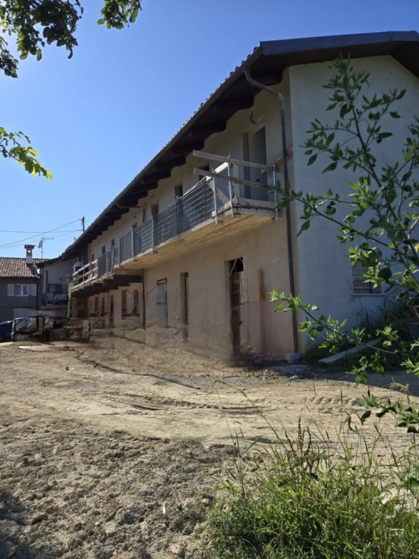 Casa geminada em Novello