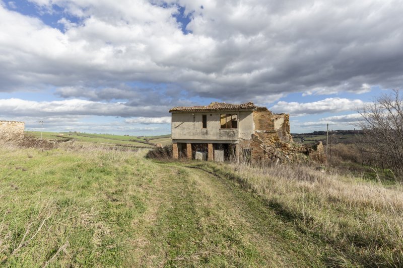 Huis op het platteland in Urbisaglia