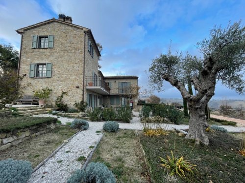 Huis op het platteland in Penna San Giovanni
