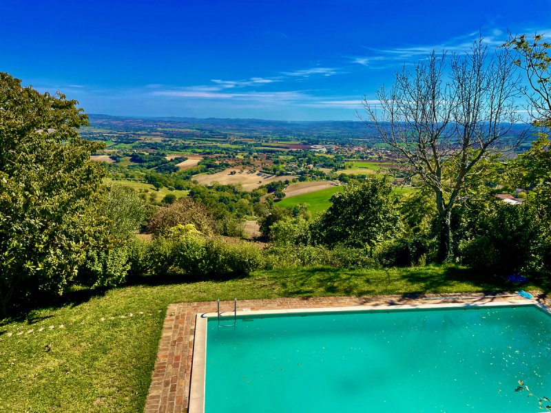 Casa independiente en Cingoli