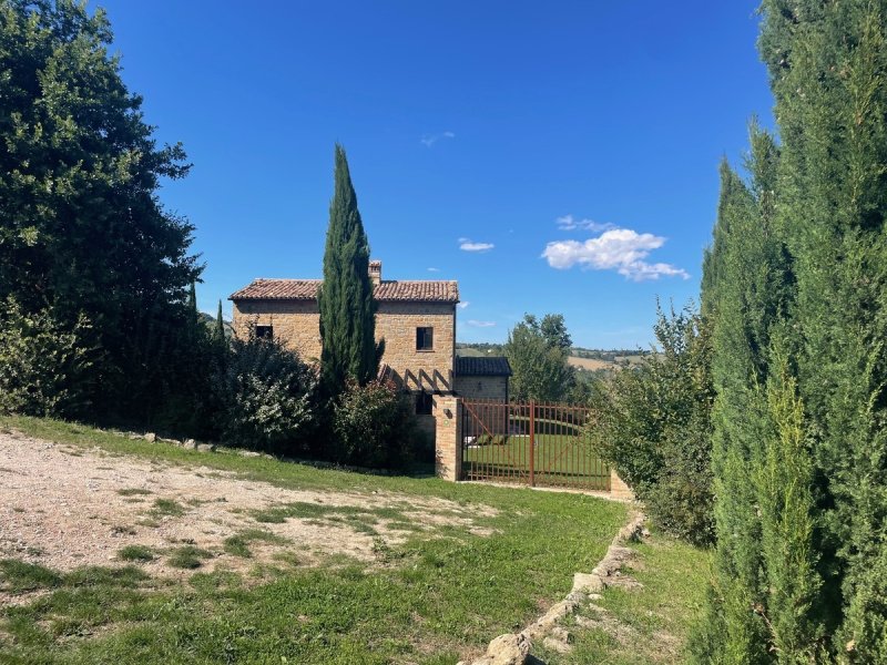 Casa de campo en Penna San Giovanni
