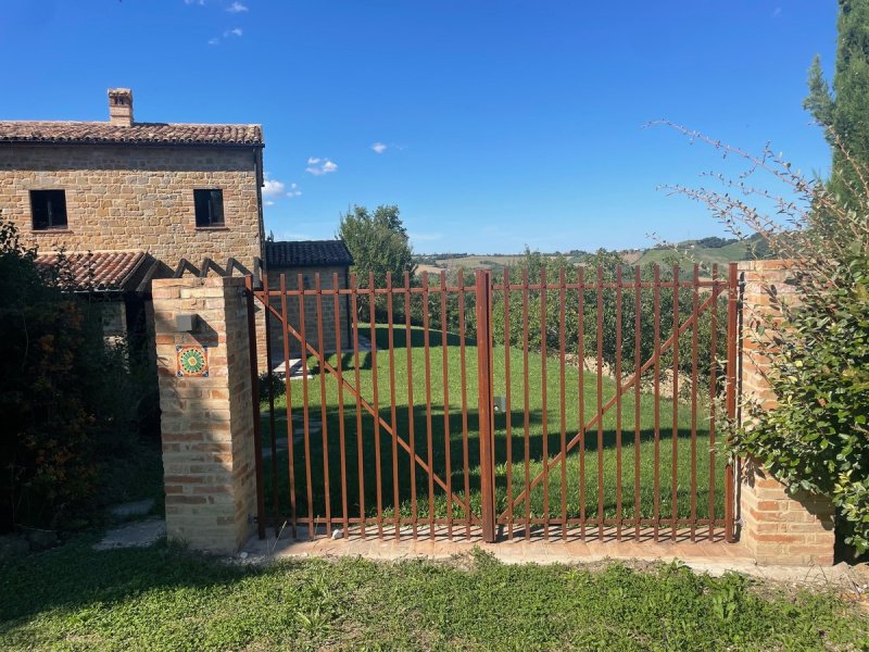 Casa de campo en Penna San Giovanni
