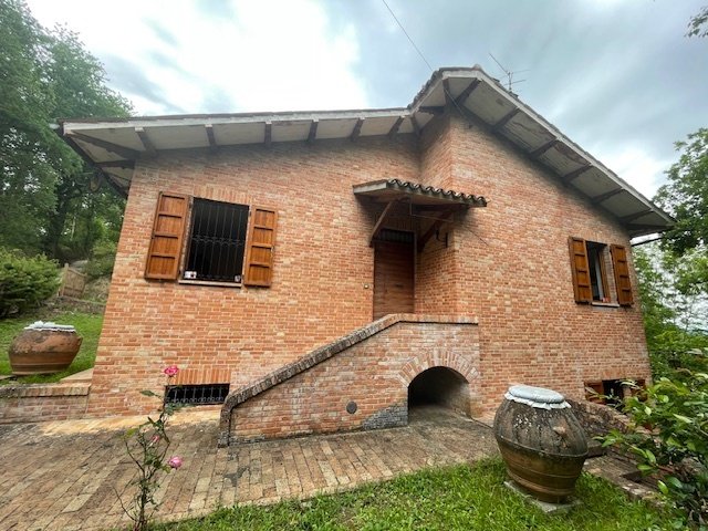 Vrijstaande woning in Sarnano