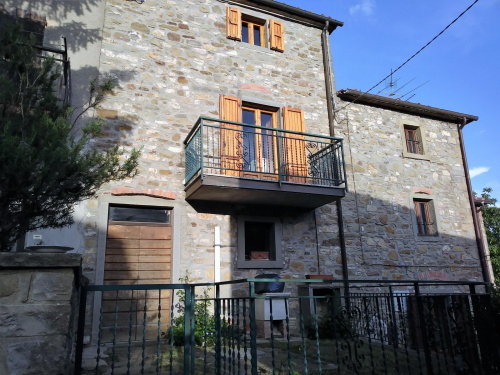 Detached house in Chitignano