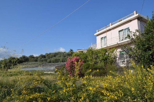 Villa in Diano Marina