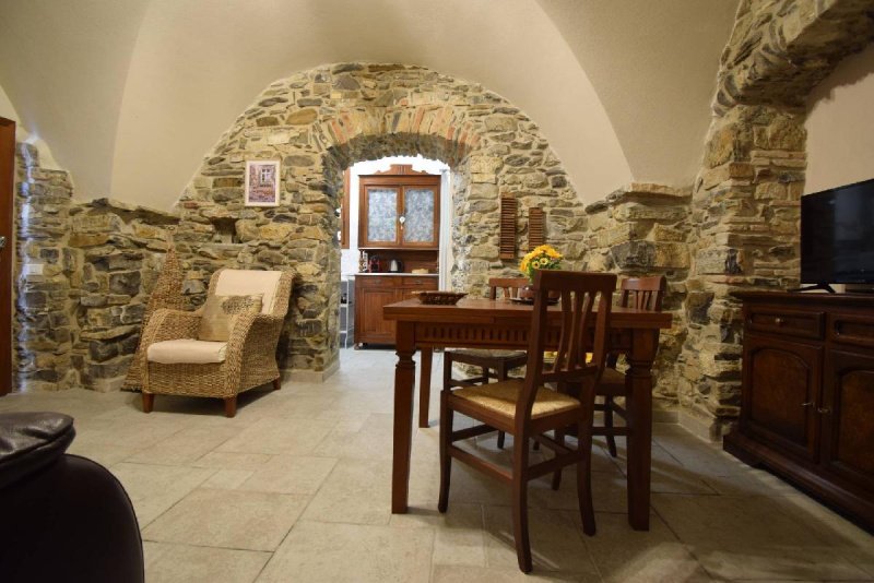 Appartamento a Diano San Pietro