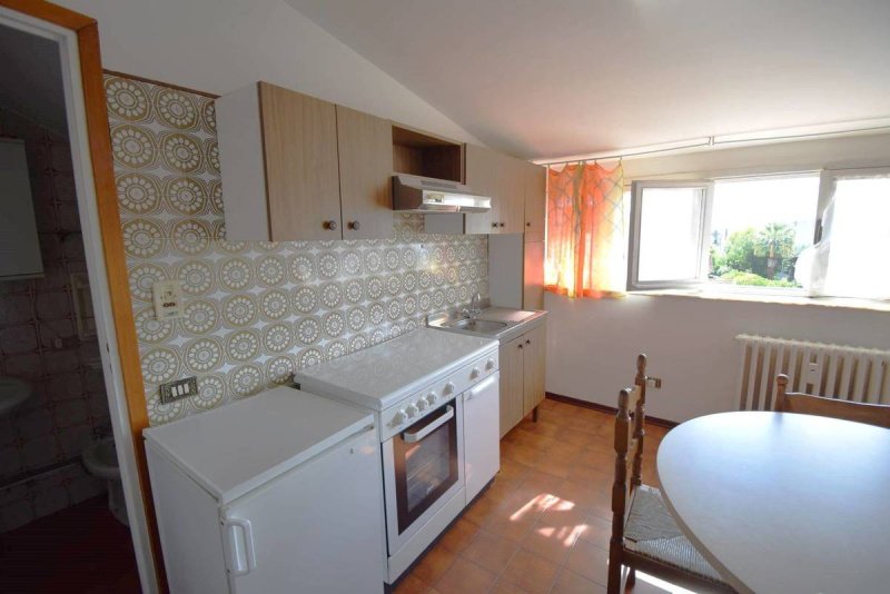 Apartment in Diano Castello